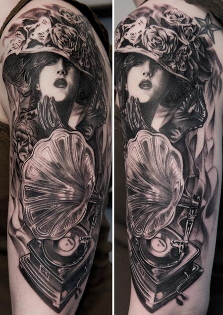 Remis Tattoo - untitled